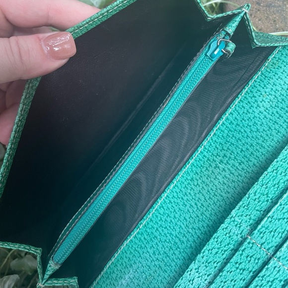 GUCCI Long Wallet 💙 Rare 🩵 Great Condition - Picture 5 of 15